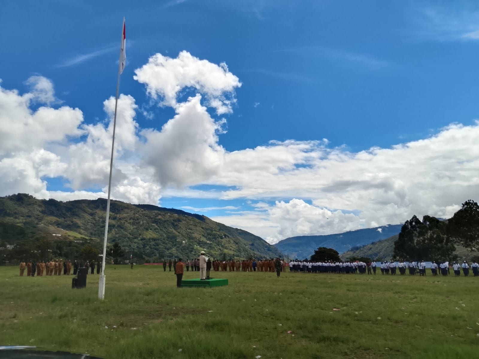 Bupati Tolikara Pimpin Upacara Hari Lahir Pancasila 2026, Ajak Wujudkan Pancasila Melalui Pembangunan Nyata di Tanah Injil